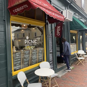 Picnic - Entrance - Cafes Near Me - Newport, Rhode Island
