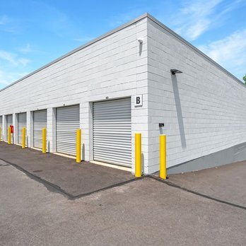 Extra Space Storage - 7479 - Exterior Units - Self Storage Near Me - Morrisville, Pennsylvania