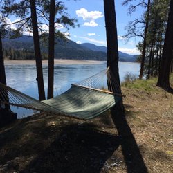 Lazy-Daze-Retreats - Enjoy a nap in the shade overlooking the mighty Columbia River.