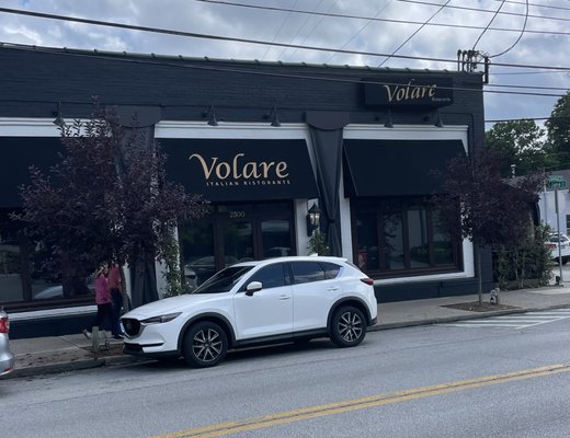 Volare Italian Ristorante by null