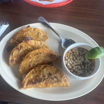 Mari’s Restaurant - Quesabirria Corn Plate (4) - Mexican Near Me - Lake Zurich, Illinois