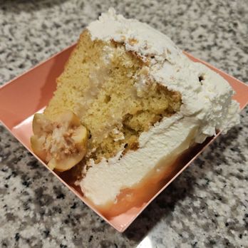 Dulce Mordida - Guava Cake - Desserts Near Me - Santa Fe, New Mexico