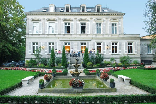 Hotel "Belle Epoque" by null
