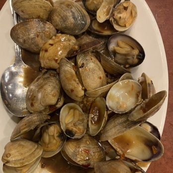Peking Garden - Clams with black bean sauce - Chinese Near Me - Saint Paul, Minnesota Peking Garden - Clams with black bean sauce - Chinese Near Me - Saint Paul, Minnesota