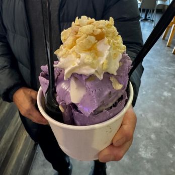 Creamberry - Roll Halo Halo - Desserts Near Me - Las Vegas, Nevada Creamberry - Roll Halo Halo - Desserts Near Me - Las Vegas, Nevada