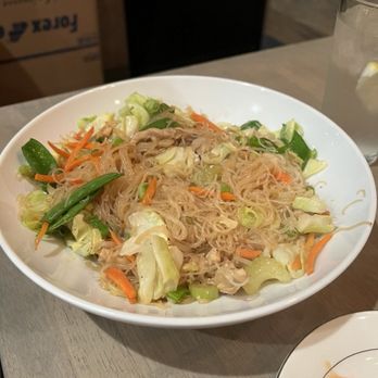 Pink Salt Grill - Chicken pancit with rice noodles - Filipino Near Me - Santa Clarita, California Pink Salt Grill - Chicken pancit with rice noodles - Filipino Near Me - Santa Clarita, California
