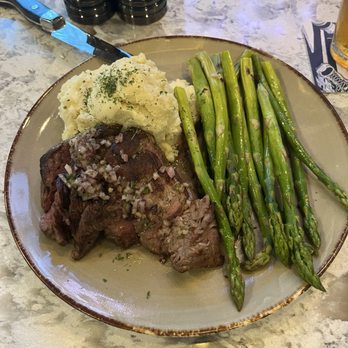 Craft Bar + Kitchen - NY Strip - Salad Near Me - Seattle, Washington Craft Bar + Kitchen - NY Strip - Salad Near Me - Seattle, Washington