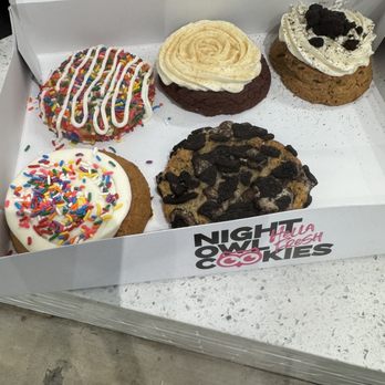 Night Owl Cookies - Oreo, red velvet, birthday cake, sugar cookie, cookies and cream - Desserts Near Me - Plantation, Florida Night Owl Cookies - Oreo, red velvet, birthday cake, sugar cookie, cookies and cream - Desserts Near Me - Plantation, Florida