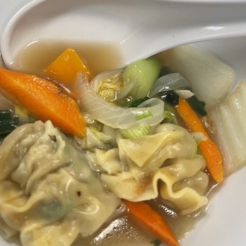 Pho Anh Dao - Wanton egg noodle soup - Vietnamese Near Me - Edison, New Jersey