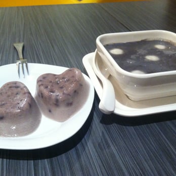 Sweet Kingdom - Coconut & Red Bean Pudding + Sesame Soup with Mochi - Desserts Near Me - Allston, Massachusetts