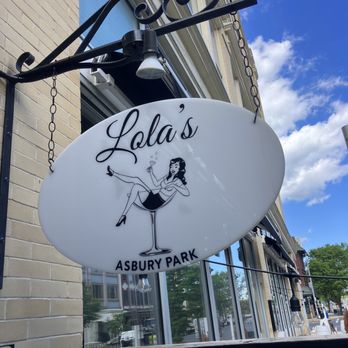 Lola's European Cafe - Cute sign - Gelato Near Me - Asbury Park, New Jersey Lola's European Cafe - Cute sign - Gelato Near Me - Asbury Park, New Jersey