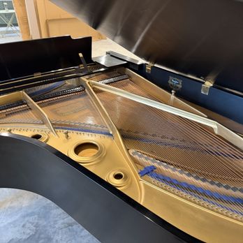 Roberts Pianos - Piano Services Near Me - Houston, Texas Roberts Pianos - Piano Services Near Me - Houston, Texas