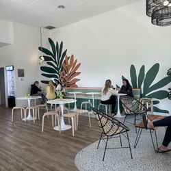 Baja Coffee - Seating