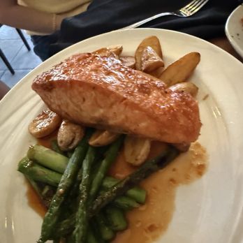Rooftop - Salmon - New American Near Me - Walnut Creek, California Rooftop - Salmon - New American Near Me - Walnut Creek, California