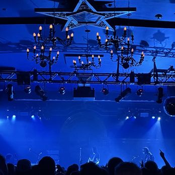 Lodge Room - Jack White on stage - Music Venues Near Me - Los Angeles, California Lodge Room - Jack White on stage - Music Venues Near Me - Los Angeles, California