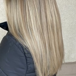 Hair Hollow - Highlight, toner, root smudge, trim