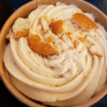 Bonkers Cupcakes - The amazing looking Banana Pudding - Cupcakes Near Me - Fairfield, Connecticut Bonkers Cupcakes - The amazing looking Banana Pudding - Cupcakes Near Me - Fairfield, Connecticut