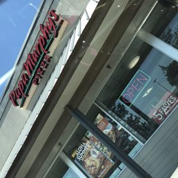 the outside of a restaurant