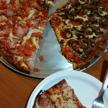 Pizzaman Dan's - Pizza Near Me - Camarillo, California Pizzaman Dan's - Pizza Near Me - Camarillo, California