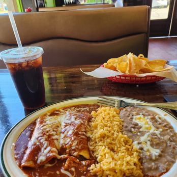 Leo's Mexican Grill - Mexican Near Me - Long Beach, California Leo's Mexican Grill - Mexican Near Me - Long Beach, California