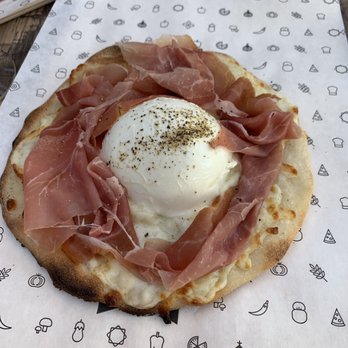 Pizzicata - Montebianco with imported buffalo mozzarella - Pizza Near Me - Carefree, Arizona Pizzicata - Montebianco with imported buffalo mozzarella - Pizza Near Me - Carefree, Arizona