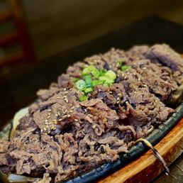 11. Bulgogi/불고기비빔밥 / 烤肉 11. Bulgogi/불고기비빔밥 / 烤肉