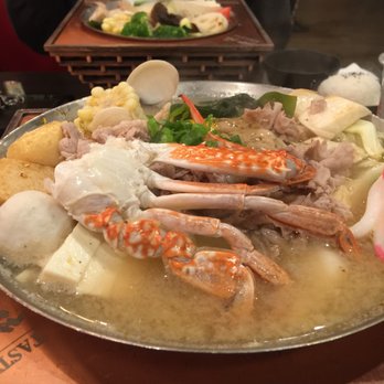 Tasty Pot - Sea food in a miso soup broth and veggies in a veg broth - Taiwanese Near Me - Newark, California