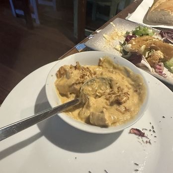 El Mini Bar - Cheese and chicken - Tapas Bars Near Me - Madrid, M El Mini Bar - Cheese and chicken - Tapas Bars Near Me - Madrid, M