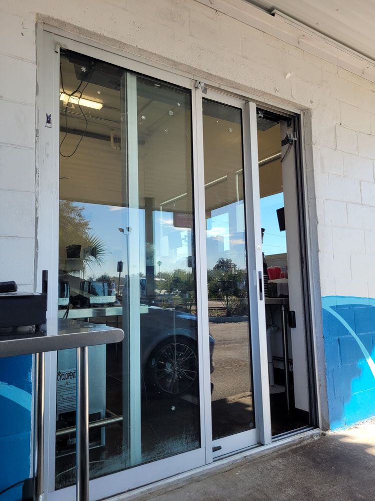 OLA DRIVE THRU Updated September 2024 10 Photos & 10 Reviews 920