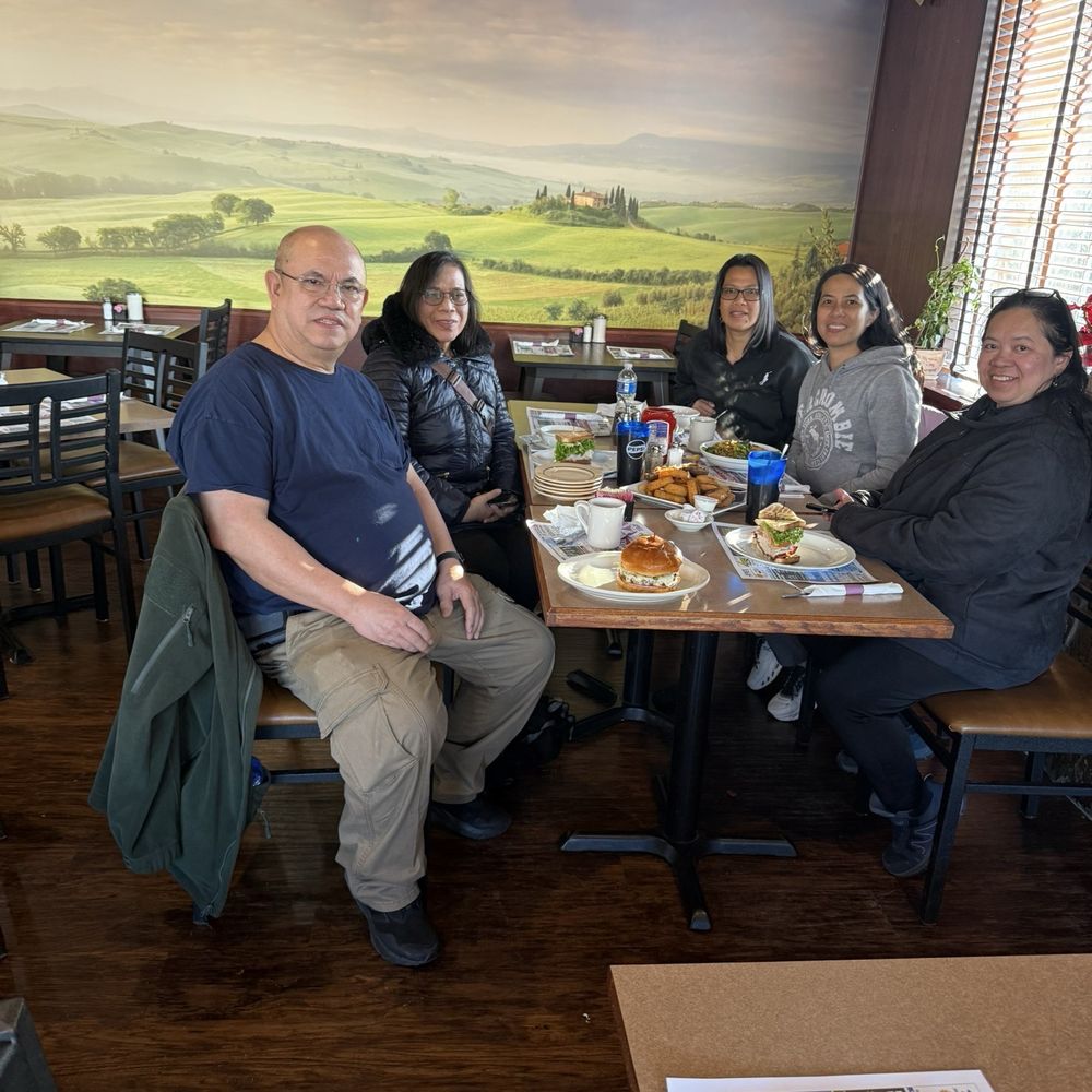 Riverside Diner - Diners Near Me - Belvidere, New Jersey