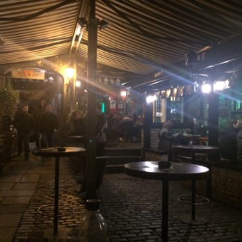 The Brazen Head - Outside seating area and front entrance - Pubs Near Me - Dublin, D The Brazen Head - Outside seating area and front entrance - Pubs Near Me - Dublin, D