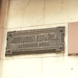 Asociación Española de Socorros Mutuos de Córdoba - Detalle de una placa