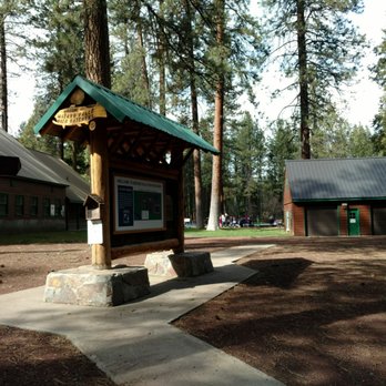 Wizard Falls Trout Hatchery - Amusement Parks Near Me - Camp Sherman, Oregon