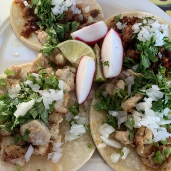 Guacamole Restaurant - Chicken & chorizo tacos - Mexican Near Me - Montrose, New York Guacamole Restaurant - Chicken & chorizo tacos - Mexican Near Me - Montrose, New York