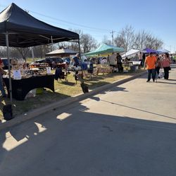 Tractor Supply - Farmers swap
