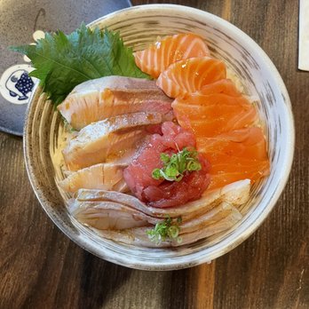 Ryoshin Sushi - Sushi Bars Near Me - Belmont, California Ryoshin Sushi - Sushi Bars Near Me - Belmont, California