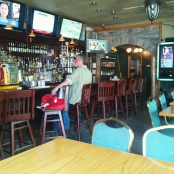 Abbey's Pub & Grill - the bar area - Hookah Bars Near Me - Jersey City, New Jersey