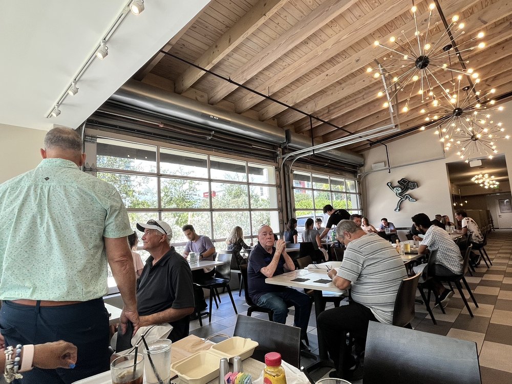 Top Hat Deli