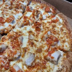 Alexia's Pizza - Alexia's buffalo chicken pizza with ranch (instead of red sauce)