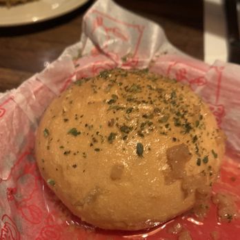 Bob Chinn's Crab House - Complimentary garlic rolls.. soaked in oil - Seafood Near Me - Wheeling, Illinois Bob Chinn's Crab House - Complimentary garlic rolls.. soaked in oil - Seafood Near Me - Wheeling, Illinois