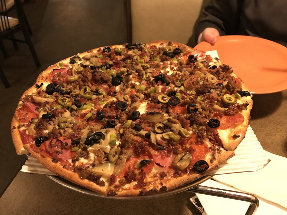 THAT’SA PIZZA 11 Photos & 38 Reviews Pizza 3860 N Long Lake Rd