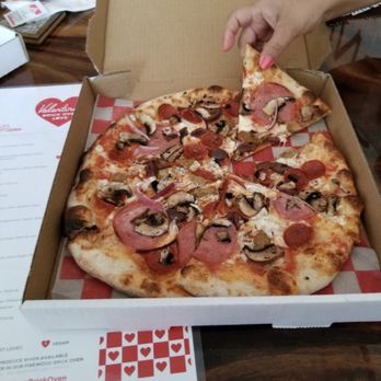 Valentina’s Pizza - The Supreme Pizza - Pizza Near Me - Kailua, Hawaii