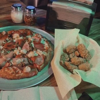 Pizza & Wings