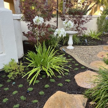 Zepeda Empire Naturescapes - Front yard edging - Landscaping Near Me - Wildomar, California Zepeda Empire Naturescapes - Front yard edging - Landscaping Near Me - Wildomar, California