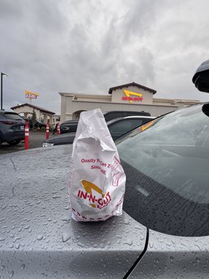 In-N-Out Burger by null