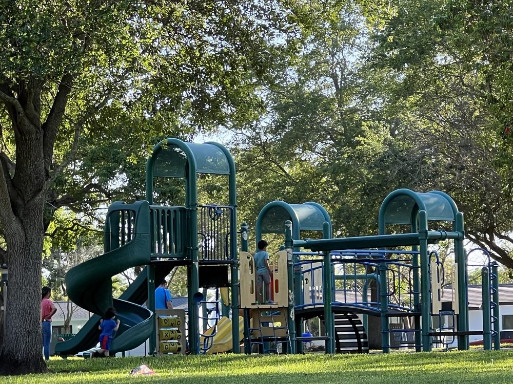 Kendale Park Image