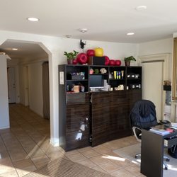 Hamptons Tan & Airbrush - Completely renovated and all Beds have NEW LAMPS since 01/05/2020. Airbrush Spray Tan not only here at Salon, offer in your Home Service.