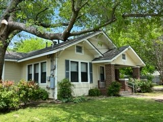 Slide of North Texas A2Z Roofing