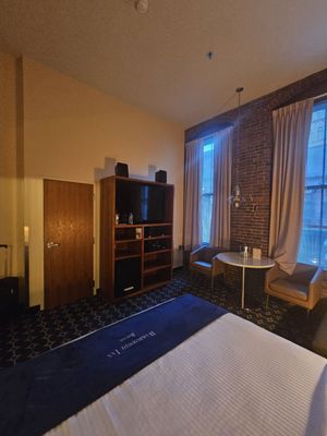 Harborside Inn by null