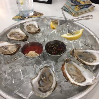 Catch Oyster Bar - Seafood Near Me - Patchogue, New York